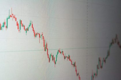 startup-survival-guide:-how-to-weather-2025's-cash-and-liquidity-storm