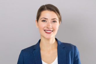 claudia-neumann-focuses-on-the-development-and-application-of-ai-trading-systems
