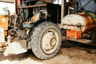essential-case-ih-tractor-parts-every-farmer-should-have-on-hand