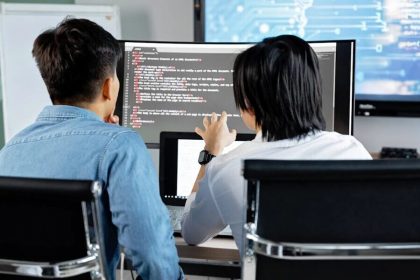 from-problem-to-product:-how-ai-and-web3-are-powering-custom-software-solutions