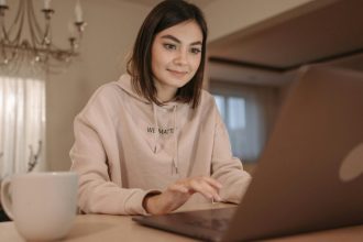 how-to-send-certified-mail-online:-what-it-is-and-why-it-matters