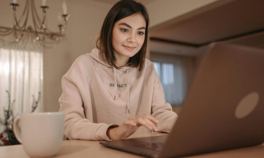 how-to-send-certified-mail-online:-what-it-is-and-why-it-matters